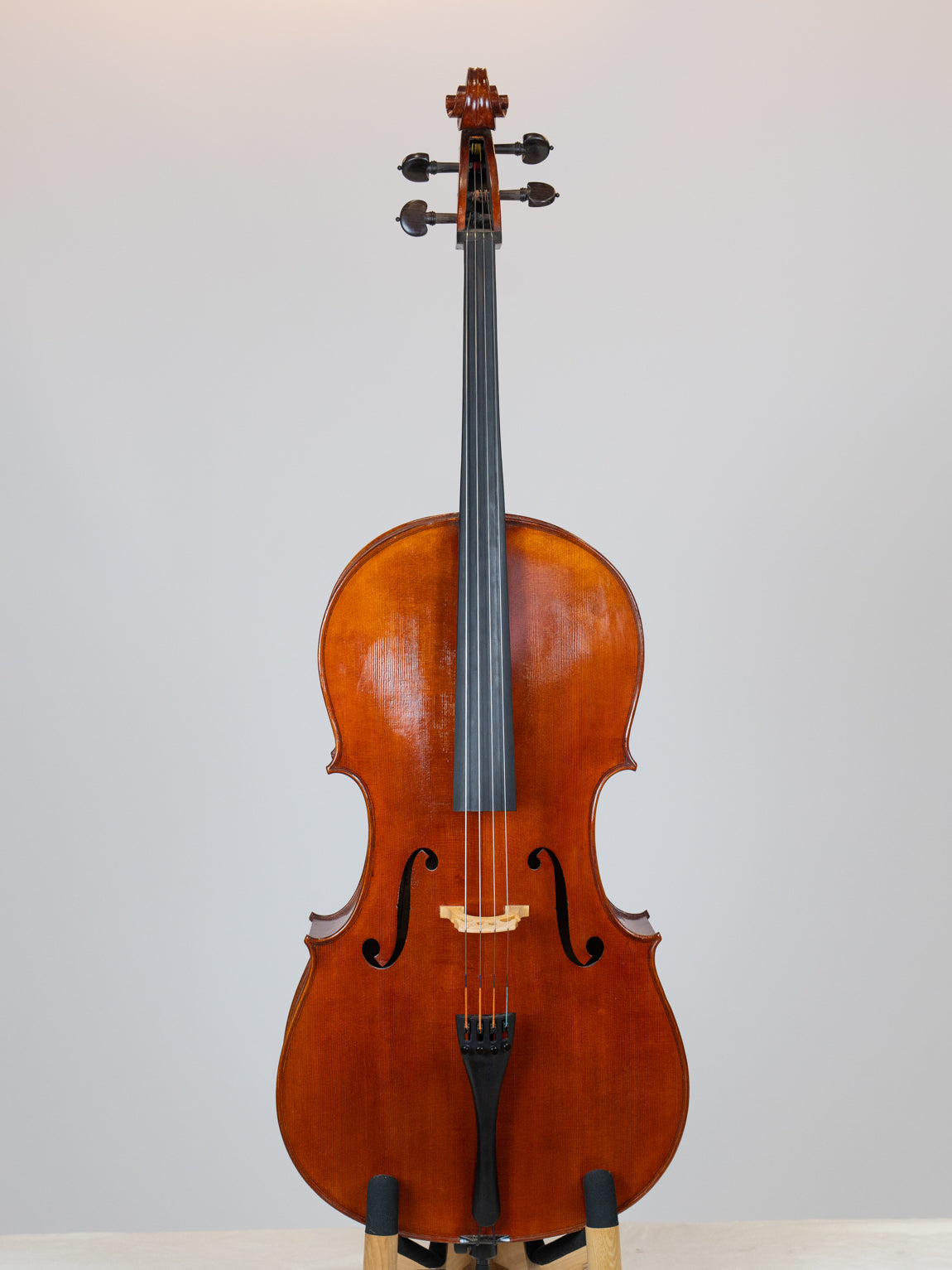 IUE Strings Studio Series Professional Cello Outfit