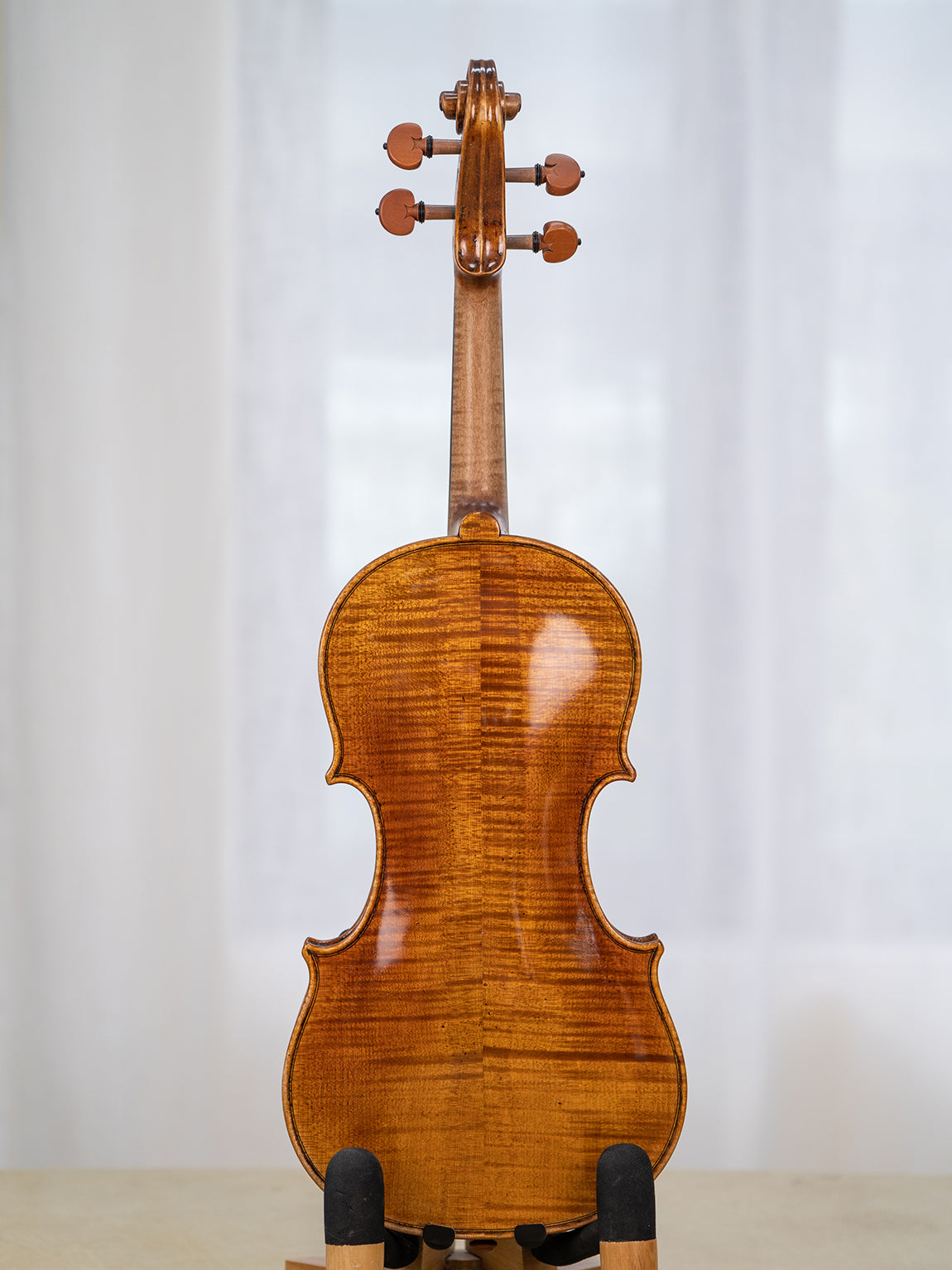 A&H Amati 1603   4/4 Violin. IUEStrings Antique-Style