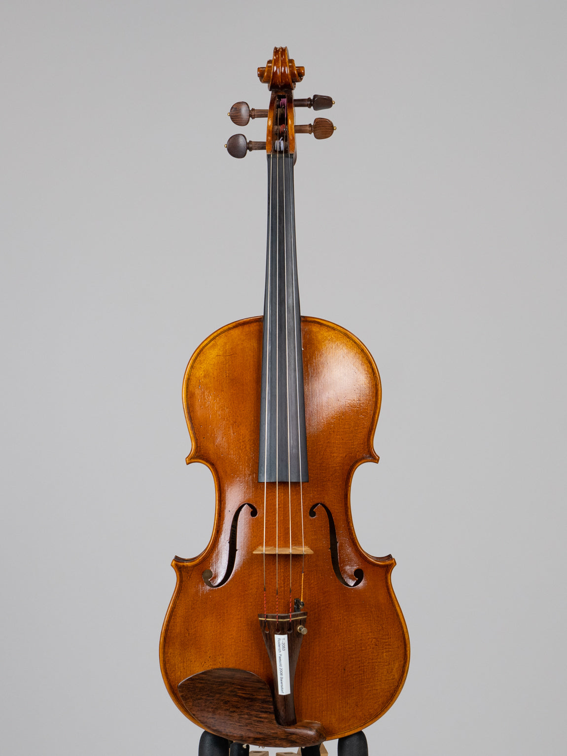 Roderich Paesold 2006 Baiersdorf.   IUE Strings Luthier Series Viola