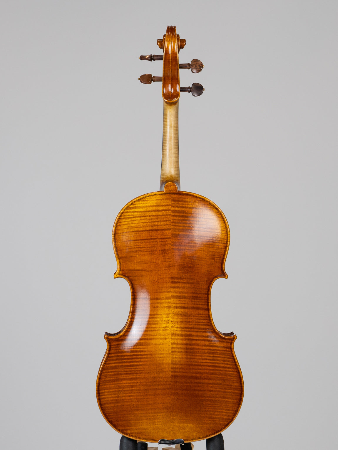 Roderich Paesold 2006 Baiersdorf.   IUE Strings Luthier Series Viola