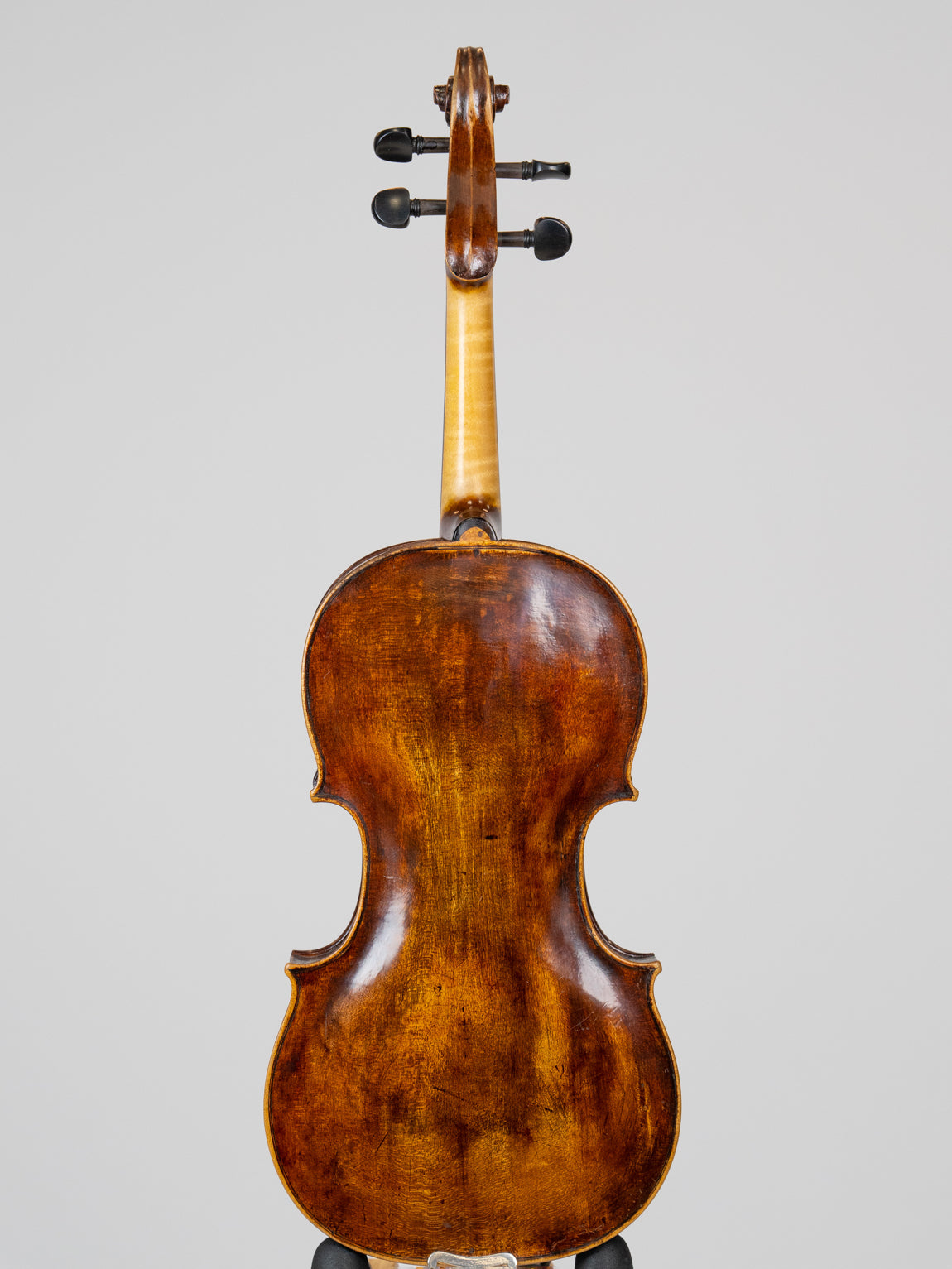 Rich Kruttner 1899 Pilson   IUEStrings Luthier Series (VN21)