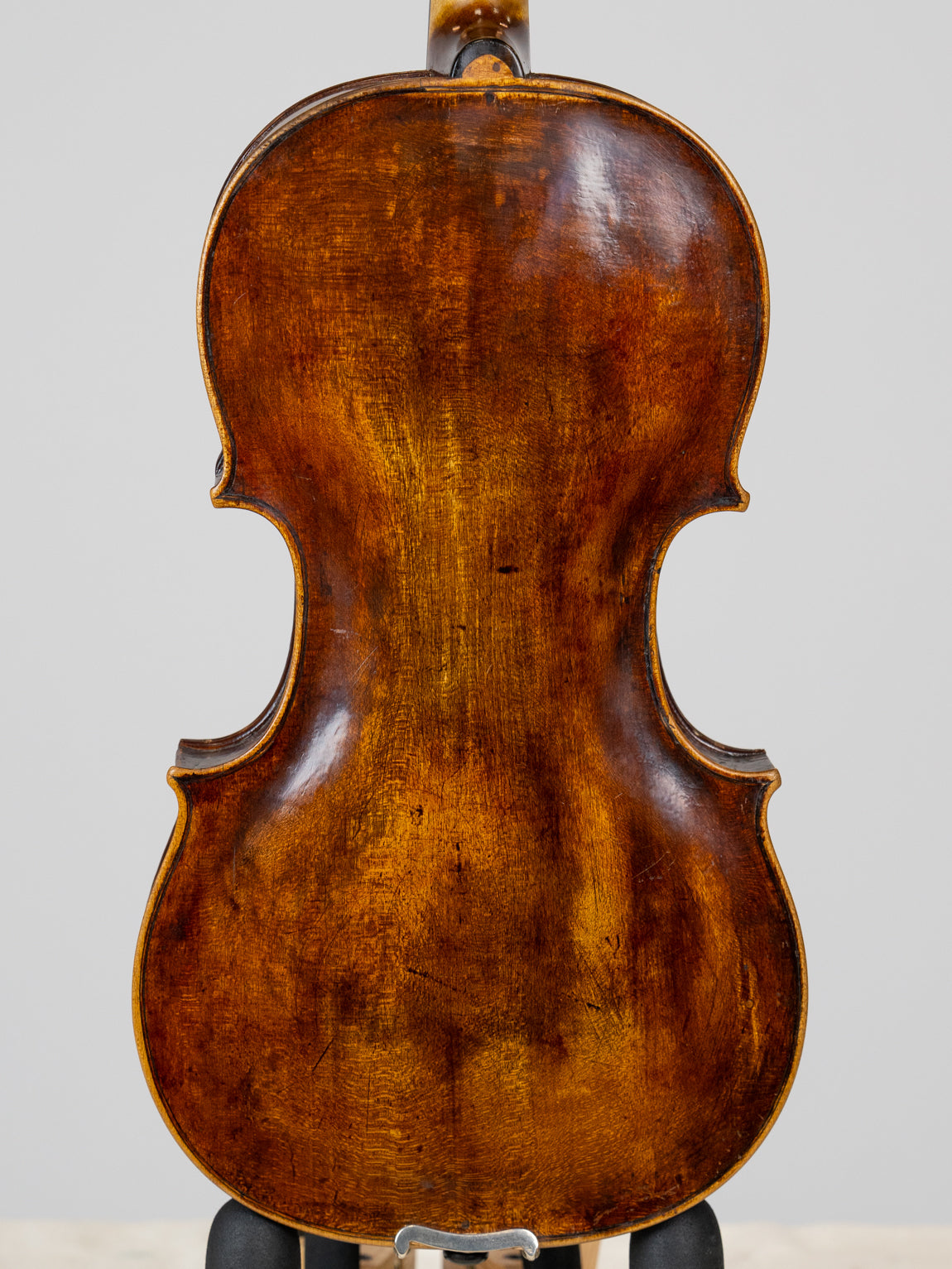 Rich Kruttner 1899 Pilson   IUEStrings Luthier Series (VN21)