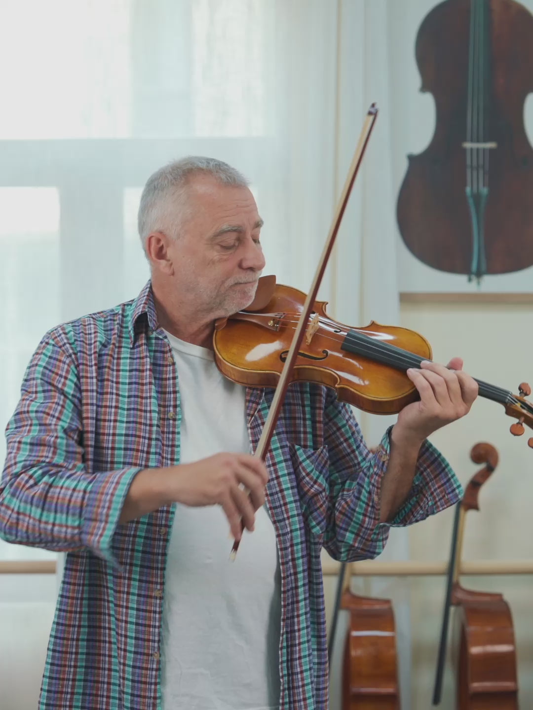 A&H Amati 1603   4/4 Violin. IUEStrings Antique-Style